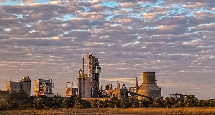 Paraguay busca captar capital europeo para ampliar su producción industrial